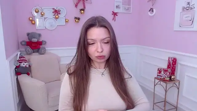 LucySkilar online show from 12-29-24, 05:42