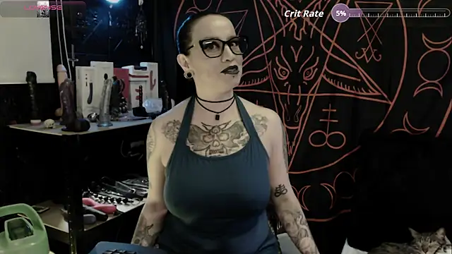 Evil Queen 666 online show from 10-23-25, 05:39