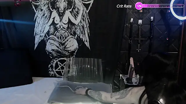 Evil Queen 666 online show from 02-15-25, 07:38