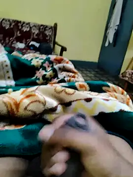 Brown Munda047 online show from 12-17-25, 01:21