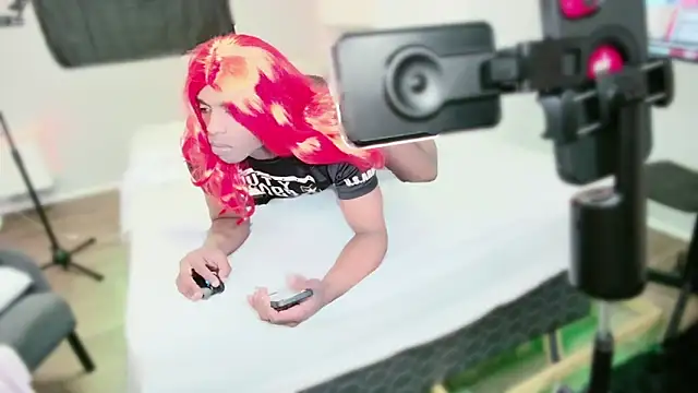 Snapshot of THICKwithDICKK chatting on 02-25-25, 07:38 THICKwithDICKK online show from 02-25-25, 07:38