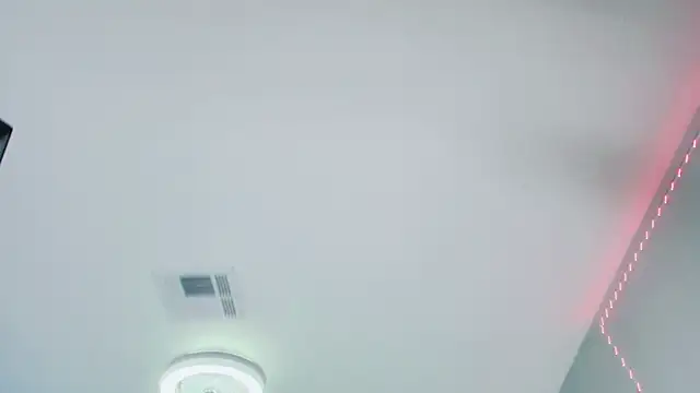 Snapshot of THICKwithDICKK chatting on 03-15-25, 06:32 THICKwithDICKK online show from 03-15-25, 06:32