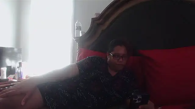 ebonyred online show from 01-13-26, 02:54