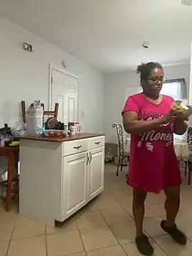 ebonyred online show from 06-24-26, 12:37