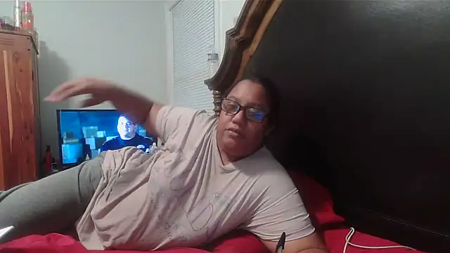 ebonyred online show from 01-31-26, 07:23