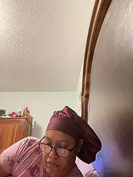 ebonyred online show from 06-30-26, 02:22