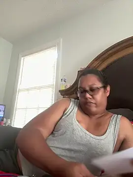 ebonyred online show from 06-10-26, 07:04
