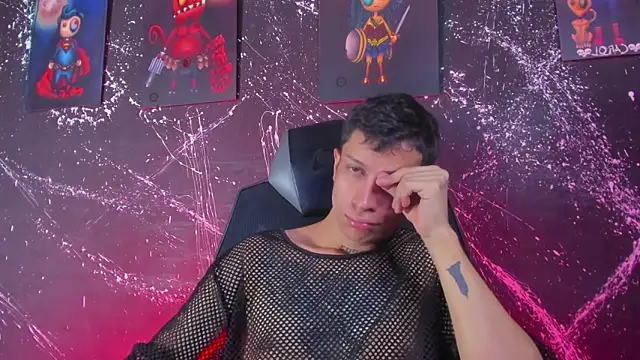 Snapshot of AgarEvans chatting on 02-10-26, 04:44 AgarEvans online show from 02-10-26, 04:44