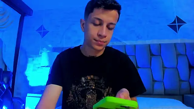 AgarEvans online show from 03-06-26, 04:40