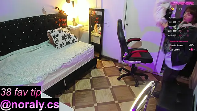 hey noraly online show from 10-31-25, 03:58