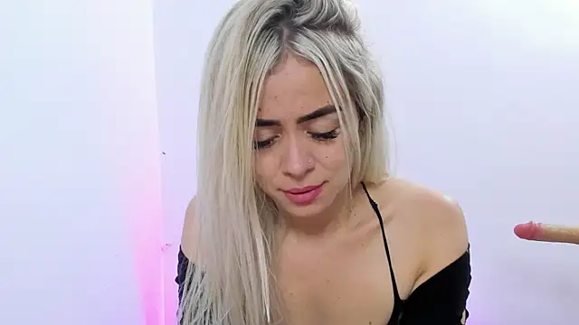 Snapshot of nicole_valencia_ chatting on 06-04-26, 05:17 nicole valencia online show from 06-04-26, 05:17