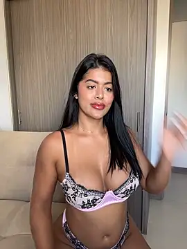 MelissaWaltton online show from 11-08-25, 08:23