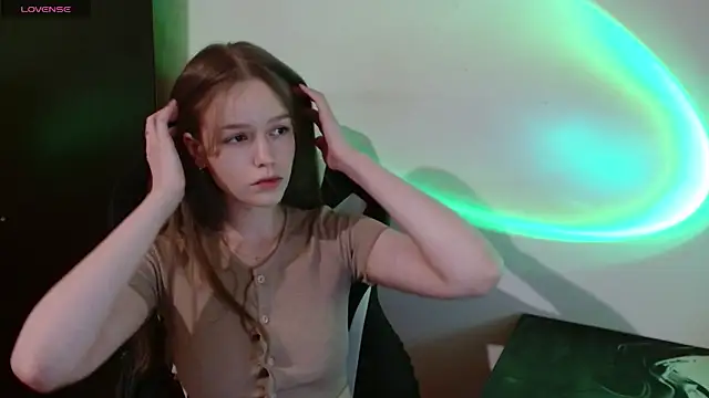 amelia sweeti online show from 04-17-26, 04:32