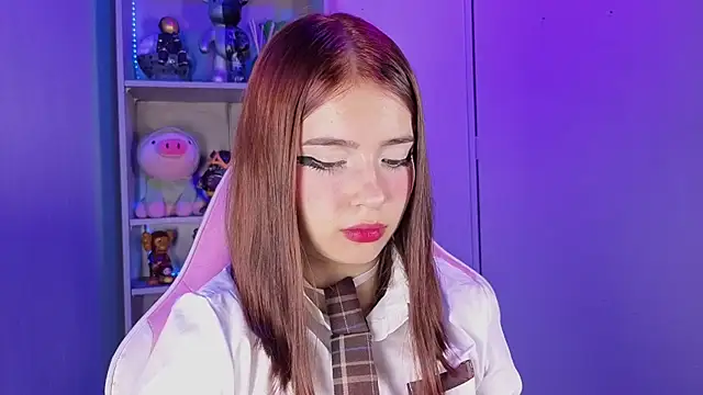 EmilyMiller  online show from 10-30-25, 04:26