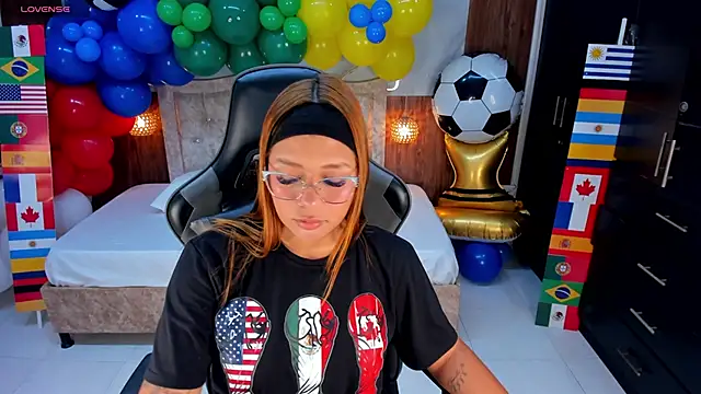 mia 18v online show from 06-16-26, 08:09