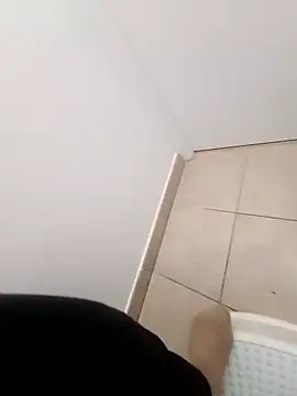 doudoucharlyc4 online show from 03-26-26, 07:28