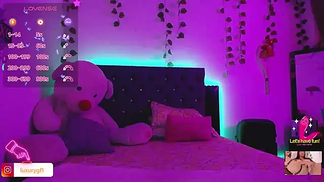 Pocahontaslovex online show from 10-24-25, 12:37