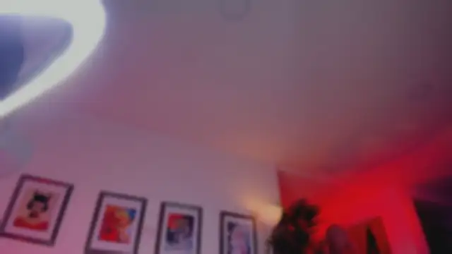 Snapshot of Taylor__foxxx chatting on 05-28-26, 06:10 Taylor foxxx online show from 05-28-26, 06:10