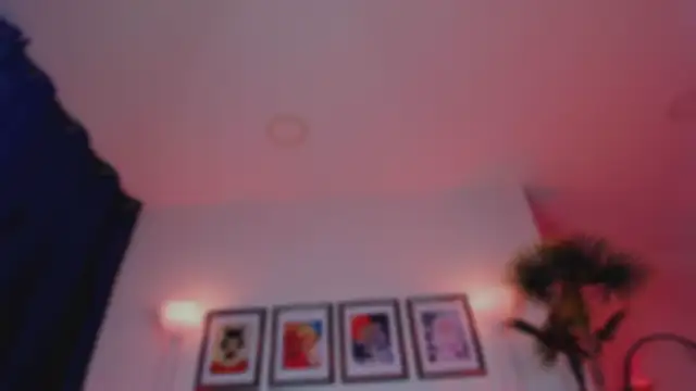 Taylor  foxxx online show from 09-30-25, 05:02