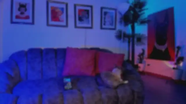 Taylor  foxxx online show from 07-15-26, 07:15