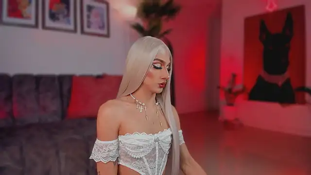 Taylor  foxxx online show from 04-22-26, 06:53