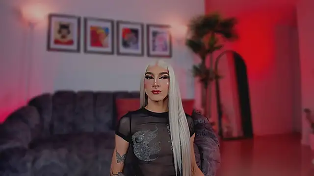 Taylor  foxxx online show from 11-27-25, 06:03