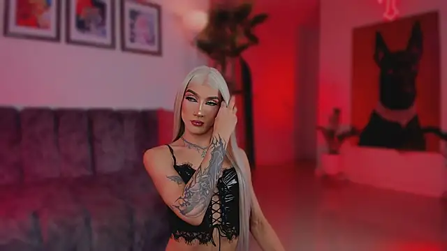 Taylor  foxxx online show from 03-21-26, 05:08