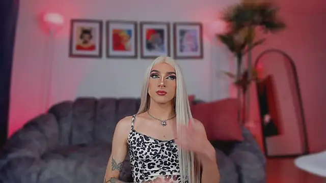 Taylor  foxxx online show from 09-09-25, 05:06