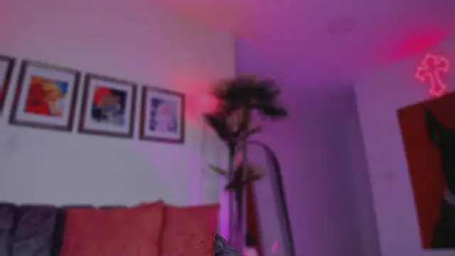 Taylor  foxxx online show from 09-19-25, 05:11