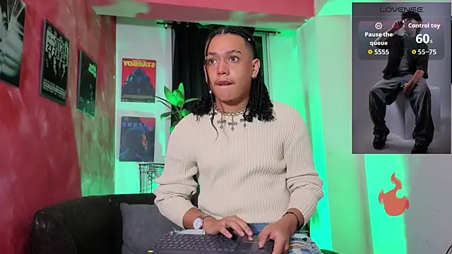 Snapshot of GaelOconner chatting on 02-06-26, 02:51 GaelOconner online show from 02-06-26, 02:51