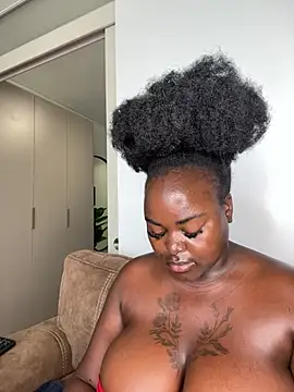 Honeycoco0211 online show from 03-27-26, 08:26