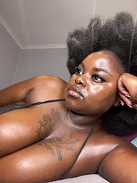 Honeycoco0211 online show from 12-04-25, 03:38