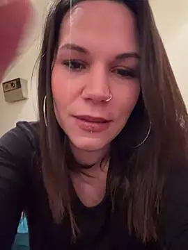 Snapshot of Lady_Knaller chatting on 01-24-25, 10:30 Lady Knaller online show from 01-24-25, 10:30