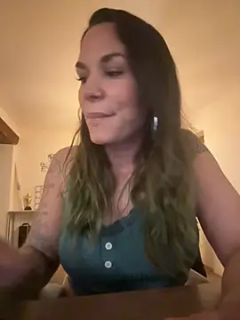 Lady Knaller online show from 03-15-26, 07:54