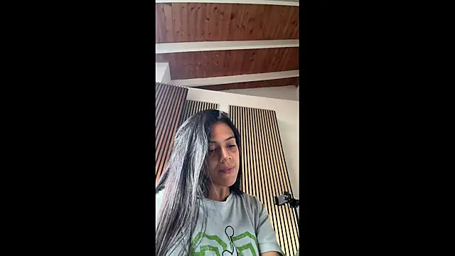 Deisy Torres online show from 08-06-26, 10:38