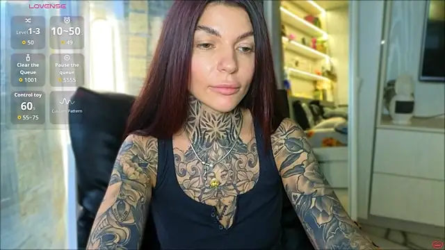 Snapshot of tattooedBabyy chatting on 05-06-26, 10:08 tattooedBabyy online show from 05-06-26, 10:08