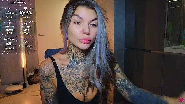Snapshot of tattooedBabyy chatting on 03-12-25, 12:15 tattooedBabyy online show from 03-12-25, 12:15