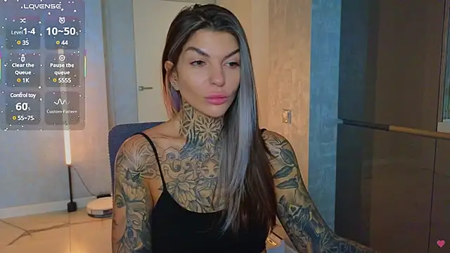 Snapshot of tattooedBabyy chatting on 03-07-25, 08:56 tattooedBabyy online show from 03-07-25, 08:56