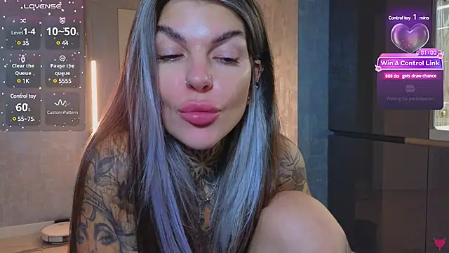 Snapshot of tattooedBabyy chatting on 02-20-25, 04:03 tattooedBabyy online show from 02-20-25, 04:03