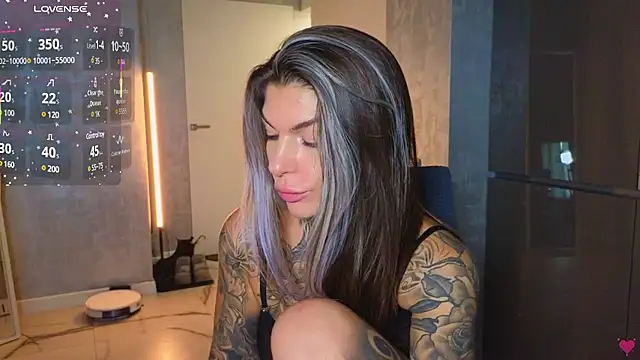 Snapshot of tattooedBabyy chatting on 03-13-25, 11:08 tattooedBabyy online show from 03-13-25, 11:08