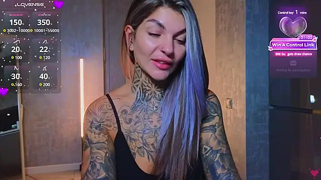 Snapshot of tattooedBabyy chatting on 02-09-25, 11:47 tattooedBabyy online show from 02-09-25, 11:47