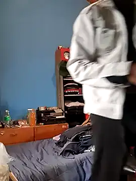 Snapshot of takumysexy chatting on 03-05-25, 02:03 takumysexy online show from 03-05-25, 02:03