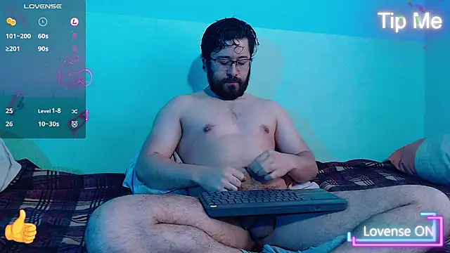 Snapshot of teddy_foster chatting on 06-19-26, 01:39 teddy foster online show from 06-19-26, 01:39
