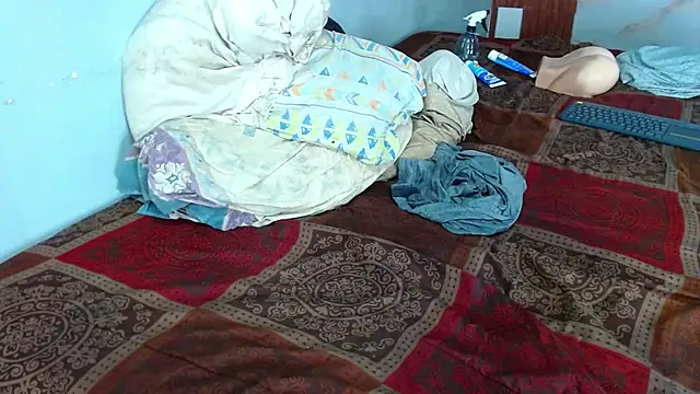 Snapshot of George_Dominator chatting on 02-09-25, 02:06 George Dominator online show from 02-09-25, 02:06