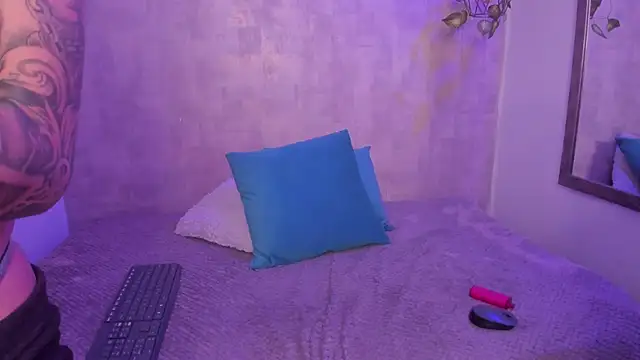 ChloeAddamss online show from 01-31-25, 06:57