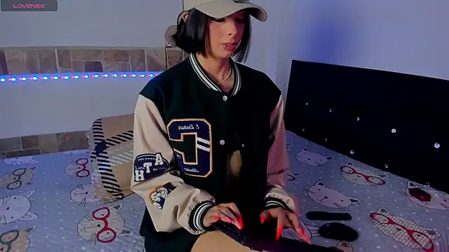 ChloeAddamss online show from 09-25-25, 05:35