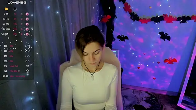 Sweet me  online show from 10-25-25, 05:50