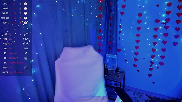 Sweet me  online show from 02-13-26, 07:08