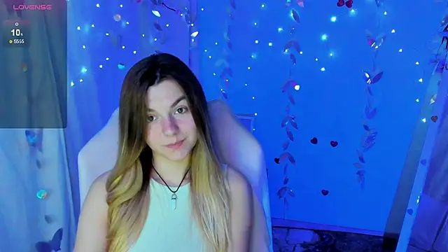 Snapshot of Sweet_me_ chatting on 07-20-26, 05:59 Sweet me online show from 07-20-26, 05:59