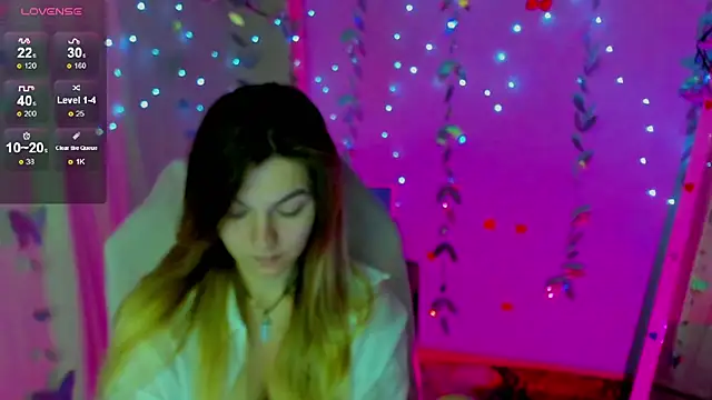 Snapshot of Sweet_me_ chatting on 07-16-26, 05:15 Sweet me online show from 07-16-26, 05:15